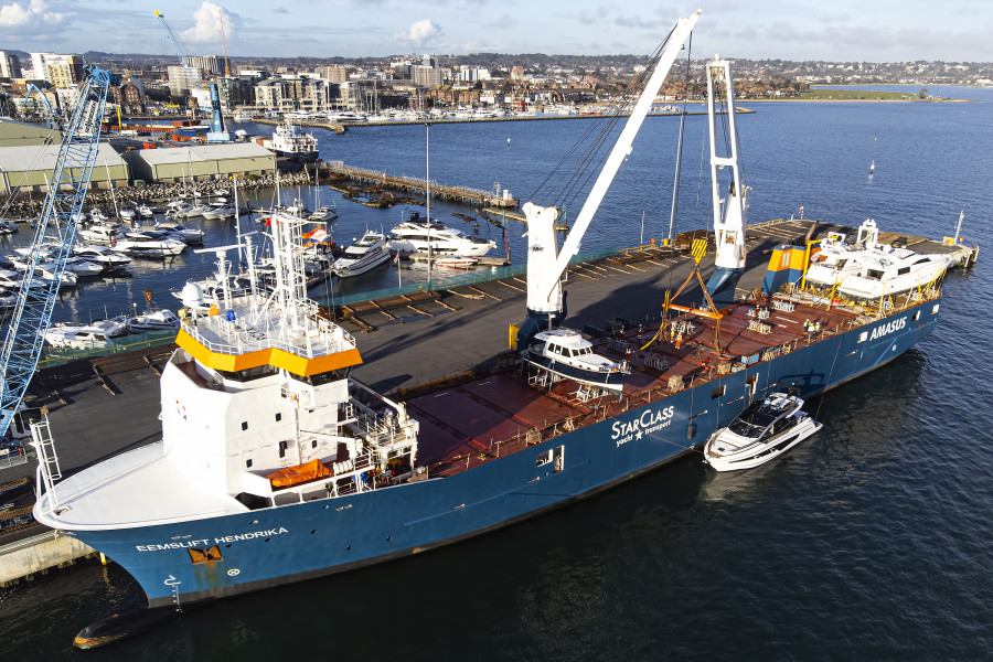 Eemslift Hendrika at Poole, UK