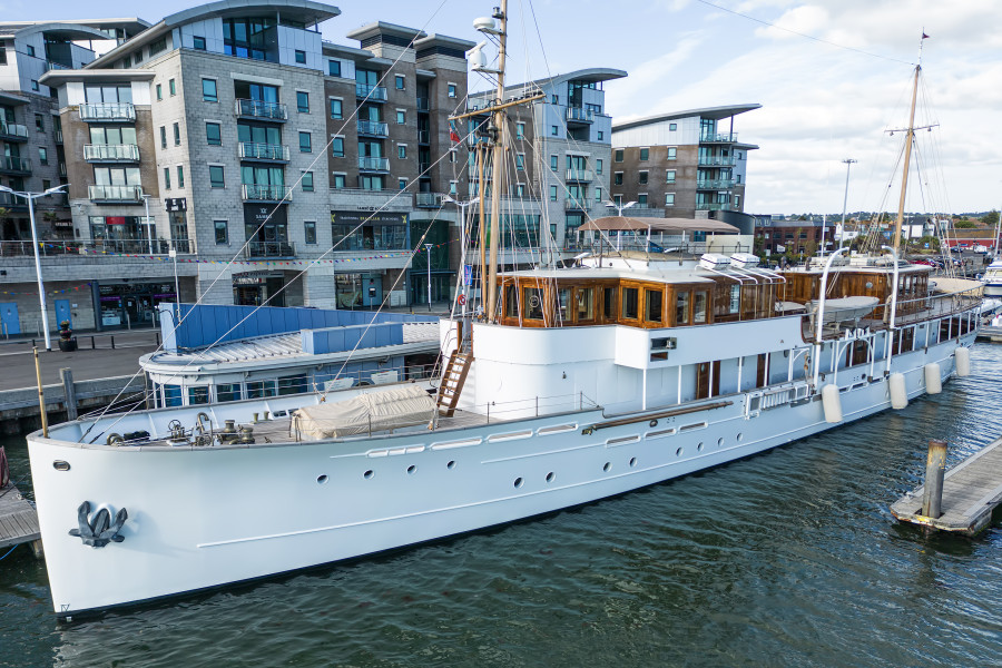 Alicia IMO 9092111 at Poole, UK